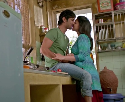 2nd Week Monday Box Office Collection Of SHUDDH DESI ROMANCE