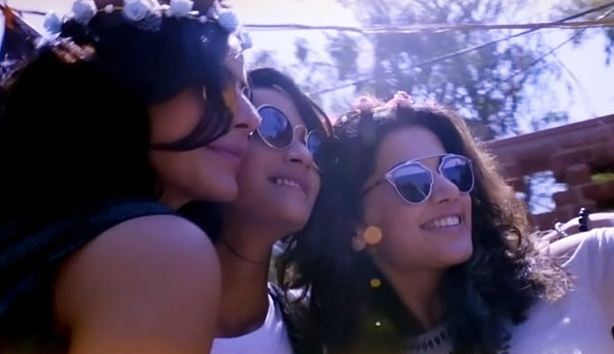 Jeenay De Mujhe | PINK | Official Video Song | Amitabh Bachchan | Shoojit Sircar | Taapsee Pannu